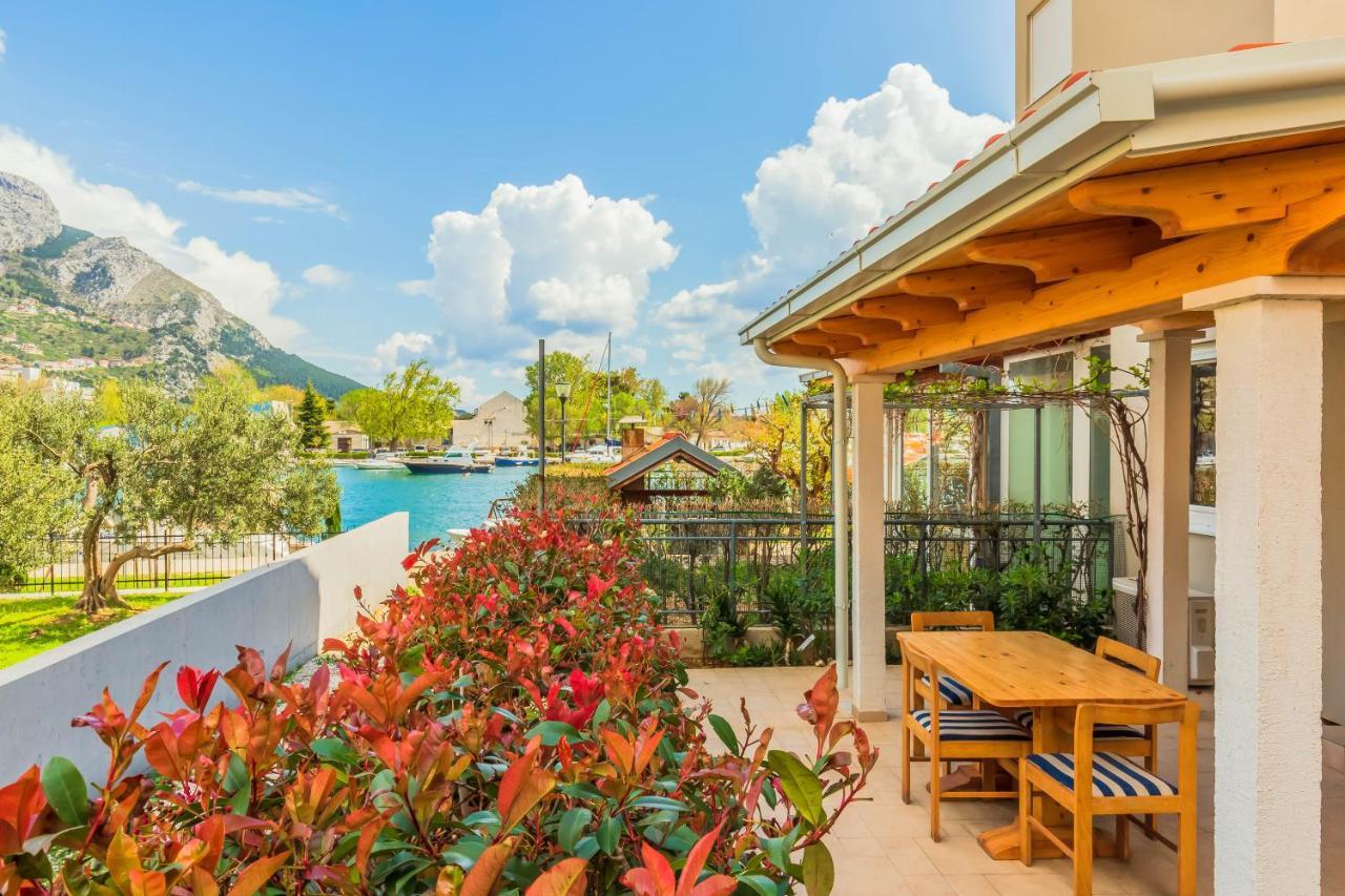 Downtown Deluxe Apartment Omis Exterior photo