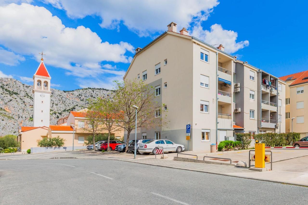 Downtown Deluxe Apartment Omis Exterior photo
